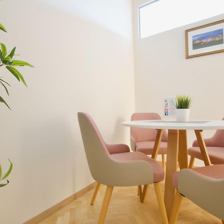 Europest Luxury Suites Budapest Ngoại thất bức ảnh