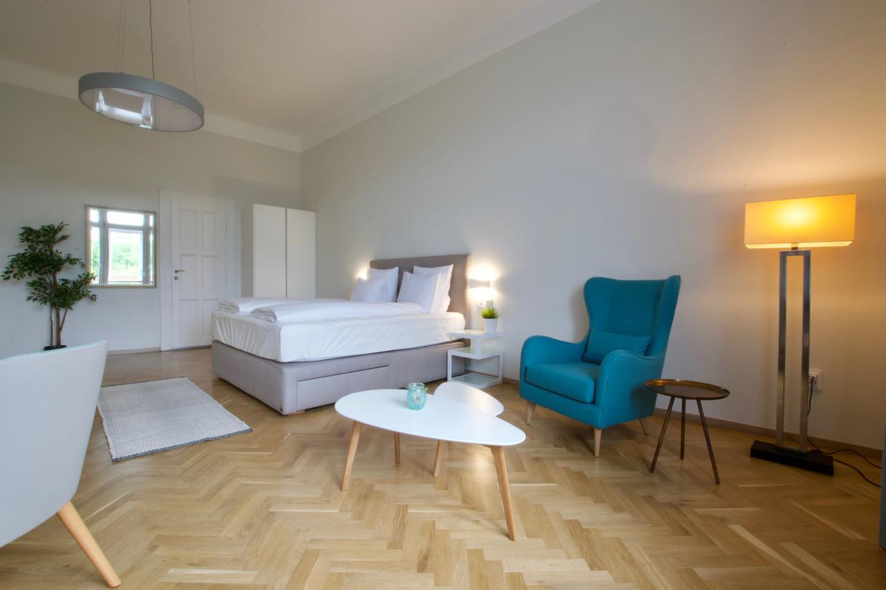 Europest Luxury Suites Budapest Ngoại thất bức ảnh