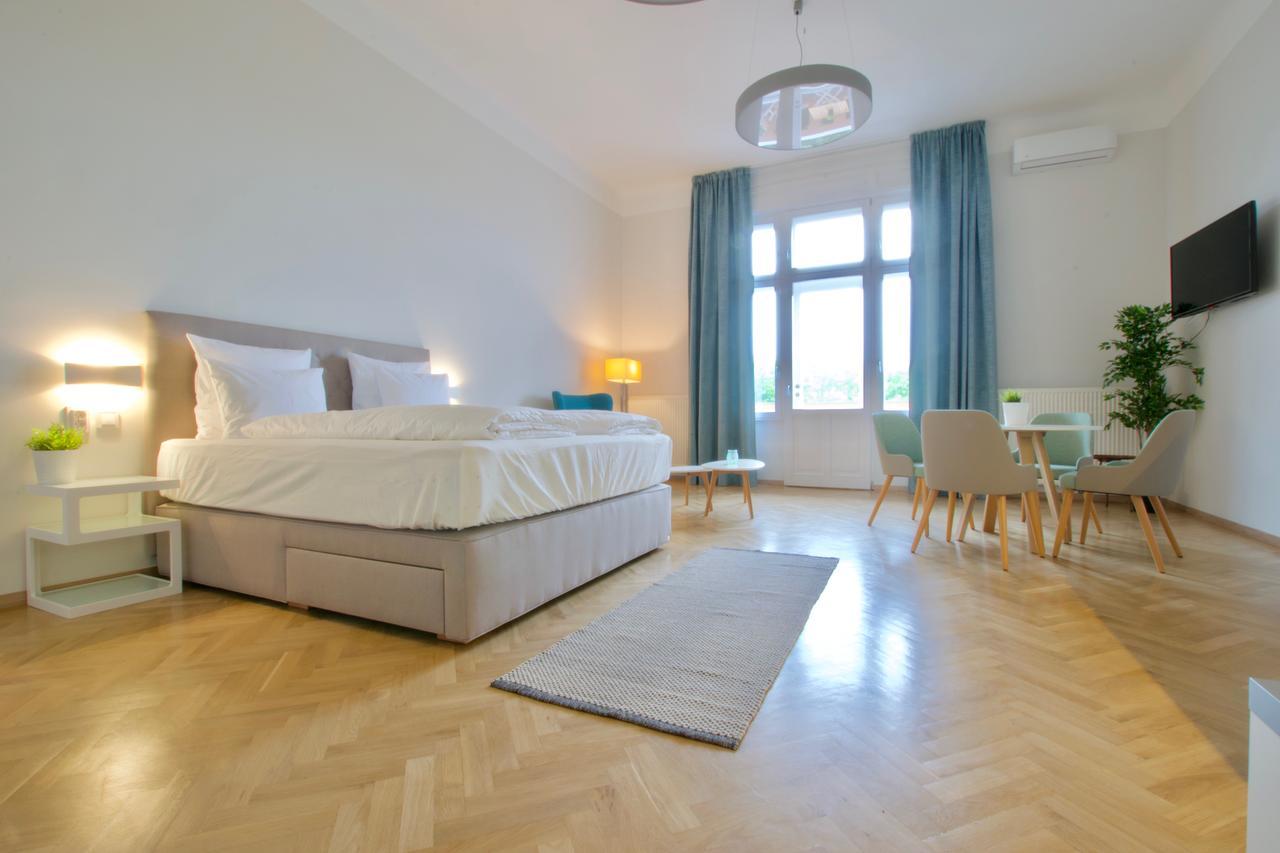 Europest Luxury Suites Budapest Ngoại thất bức ảnh