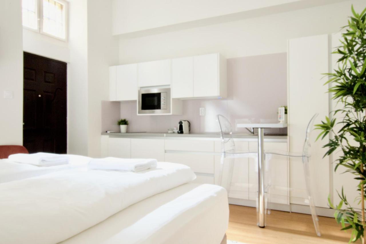 Europest Luxury Suites Budapest Ngoại thất bức ảnh