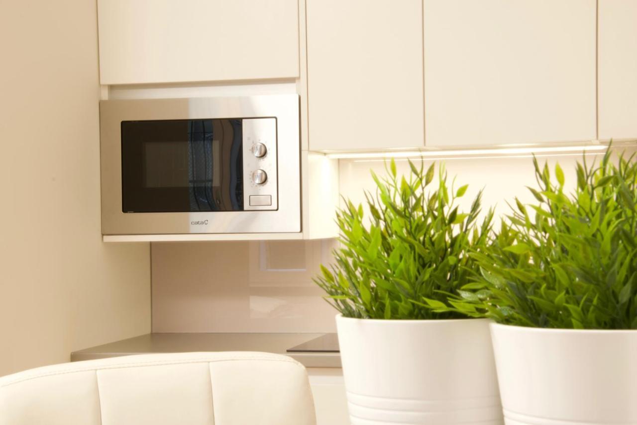 Europest Luxury Suites Budapest Ngoại thất bức ảnh